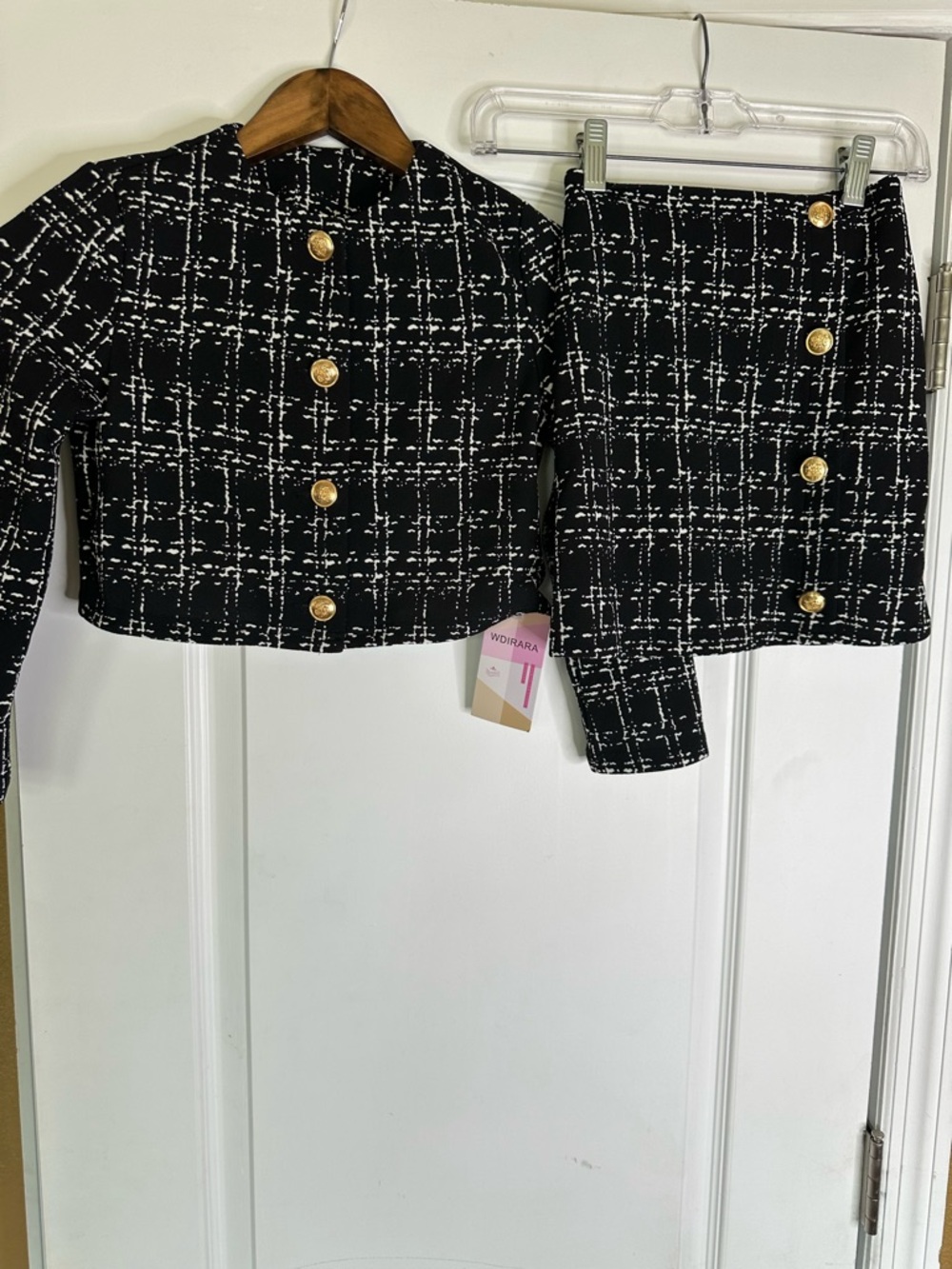 NWT Girls Black & White Two-Piece Set with Gold Buttons Size 8